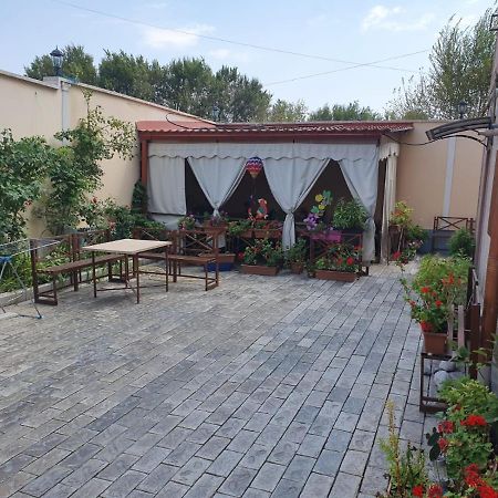 Planet Hotel Yerevan Exterior foto