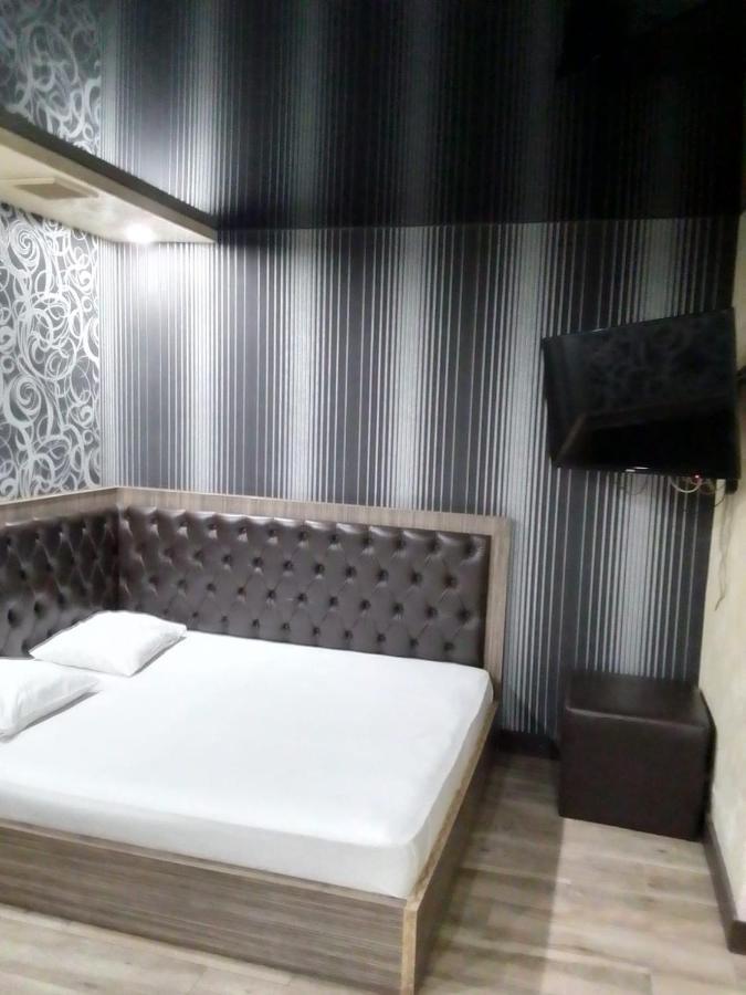 Planet Hotel Yerevan Exterior foto