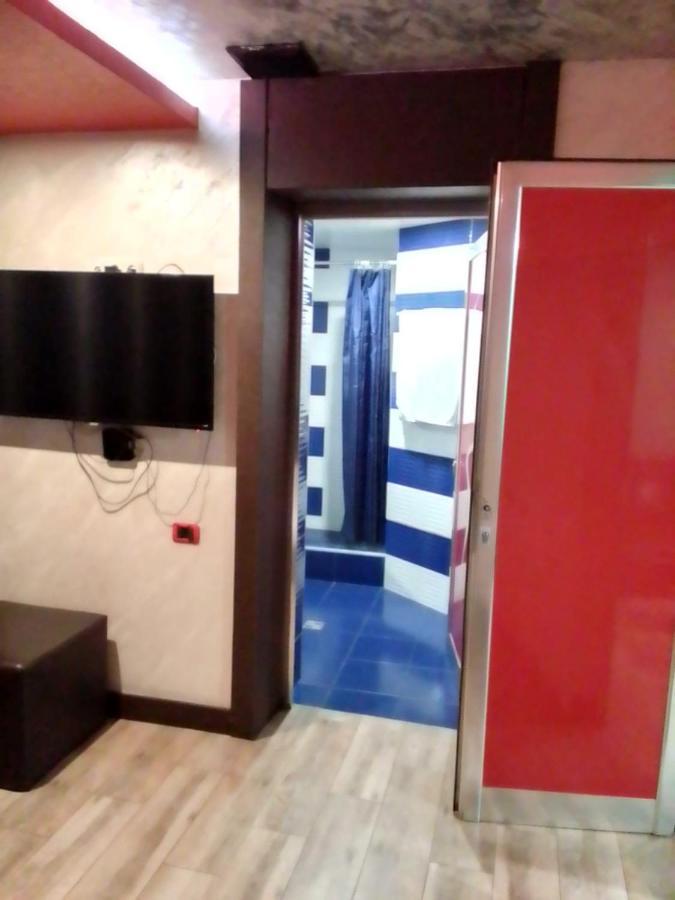 Planet Hotel Yerevan Exterior foto